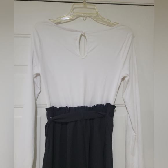 Black & white jumpsuit - Picture 9 of 9